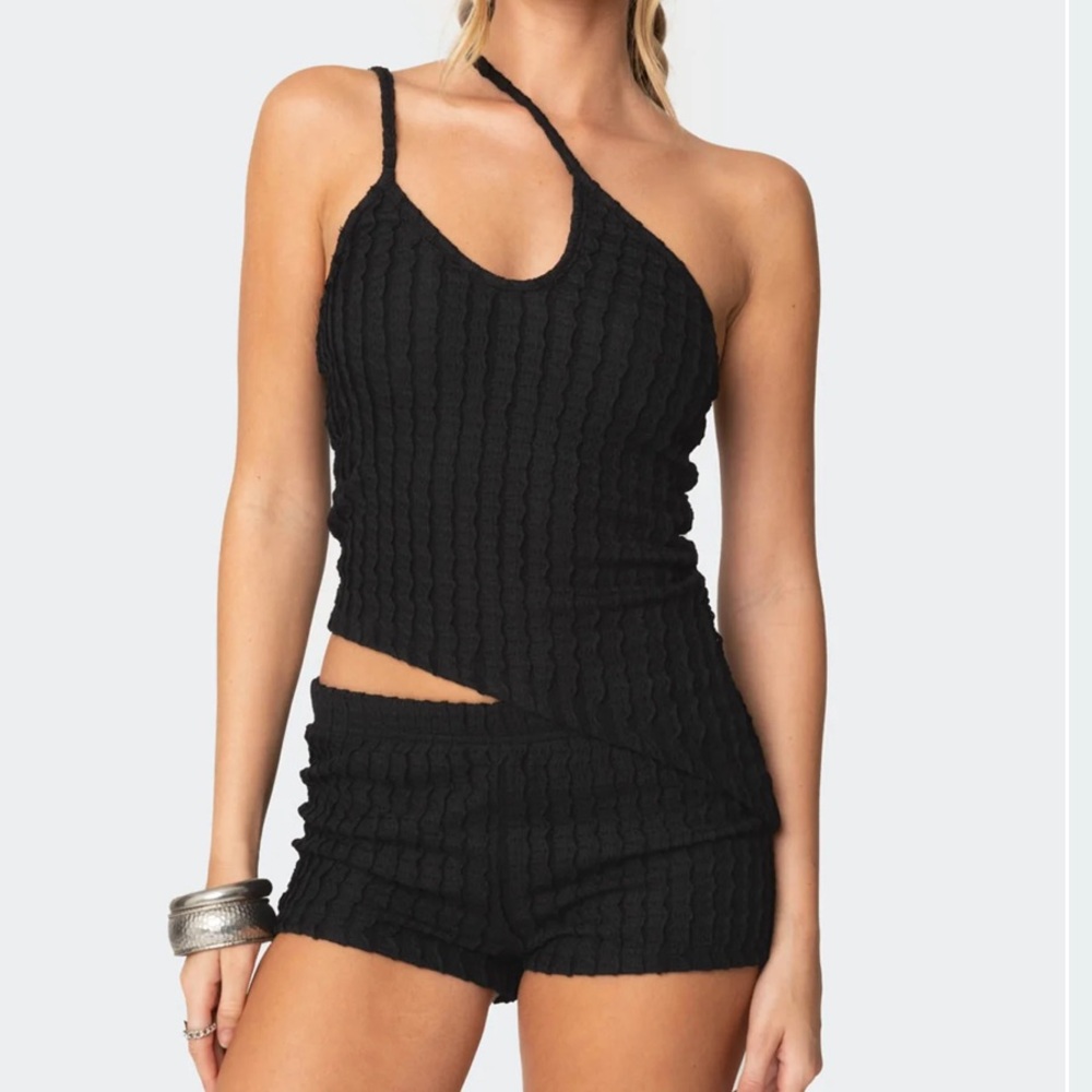 NWT Edikted Phoebe Asymmetric Textured Knit Top